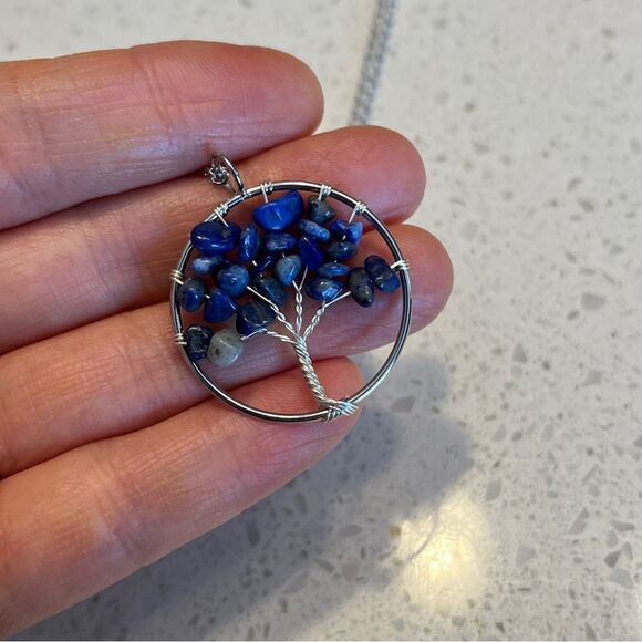 Crushed Stone Silver Color Tree Of Life Necklace - Picture 4 of 10